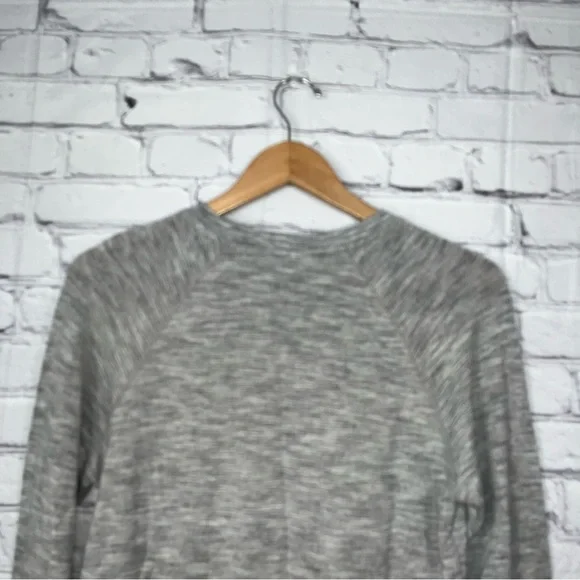 Athleta Sweatshirt Criss Cross Sweatshirt Womens Size XS Gray Casual Gym Yoga - Picture 11 of 12